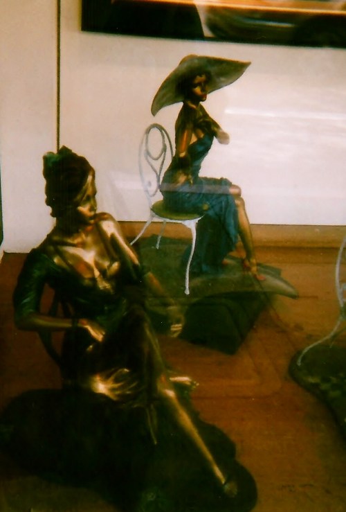 Bronze Ladies
